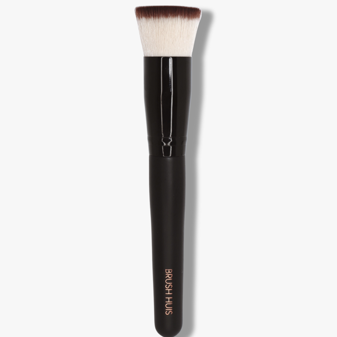 FOUNDATION_BRUSH_3_ec5ba352-7d24-4c9a-9bb6-8b9d5aaf236e.png