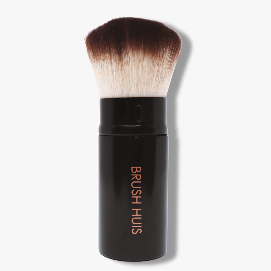 TRAVEL_BRUSH_3_a36988d8-e7eb-4c61-8aee-ebf983a6a521.png